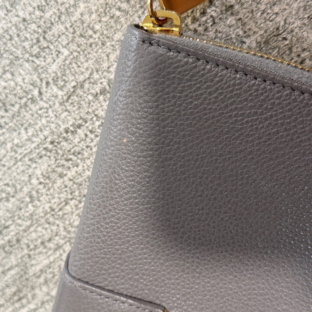 Yves Saint Laurent Gray Gold Wallet Sophisticated Design - Picture 8 of 16